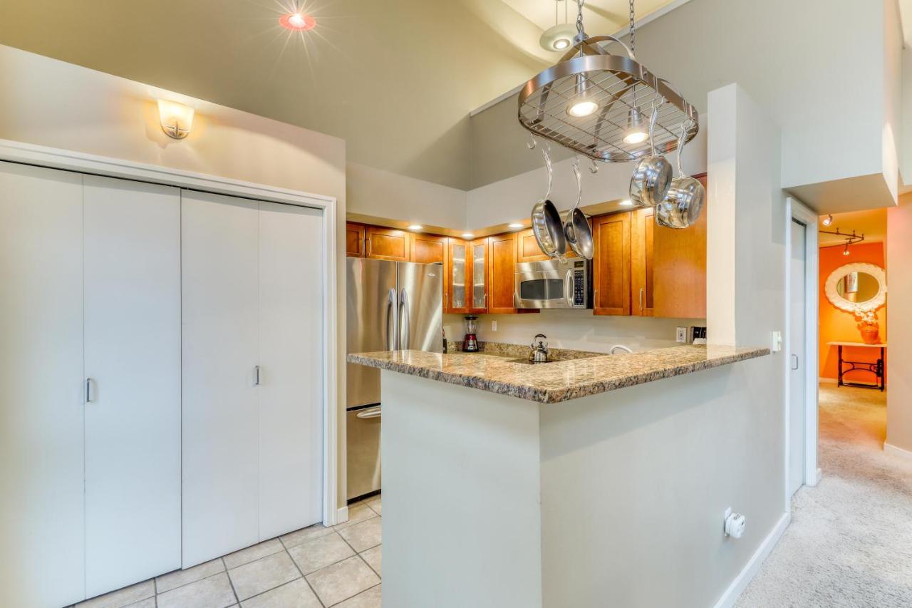 Belltown Court Sunset Suite Сиэтл Экстерьер фото