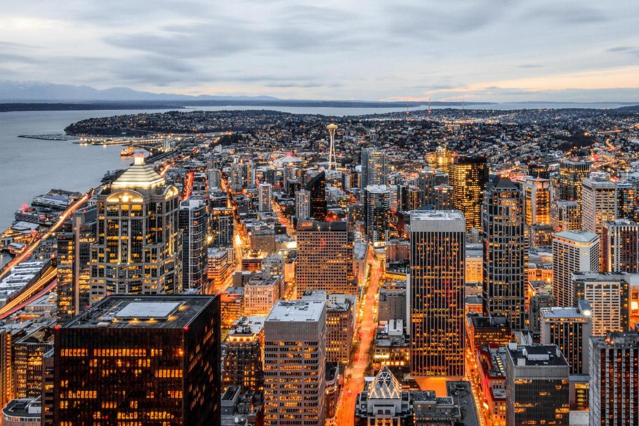 Belltown Court Sunset Suite Сиэтл Экстерьер фото