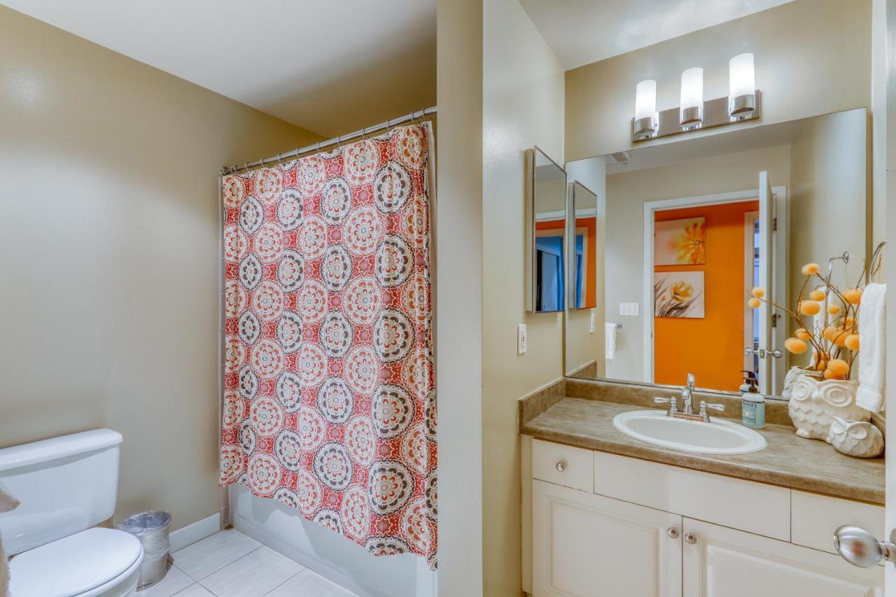 Belltown Court Sunset Suite Сиэтл Экстерьер фото