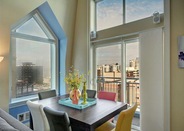 Belltown Court Sunset Suite Сиэтл Экстерьер фото